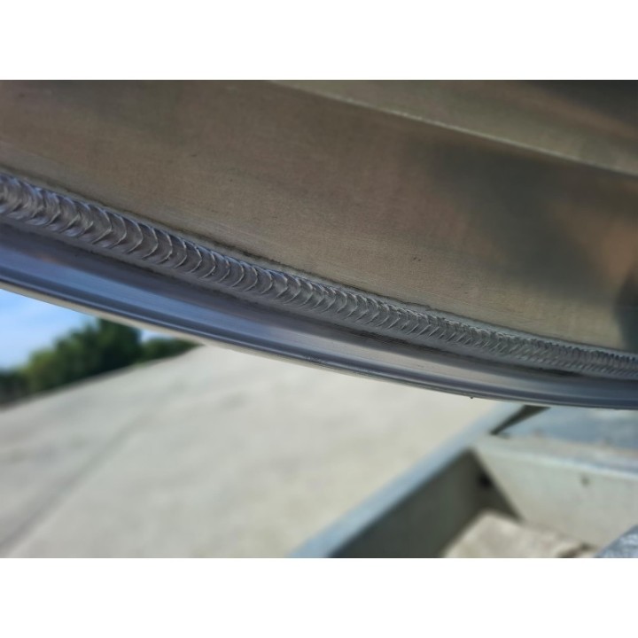 Alphaboat A530 – Barcă din aluminiu pentru pescuit și agrement