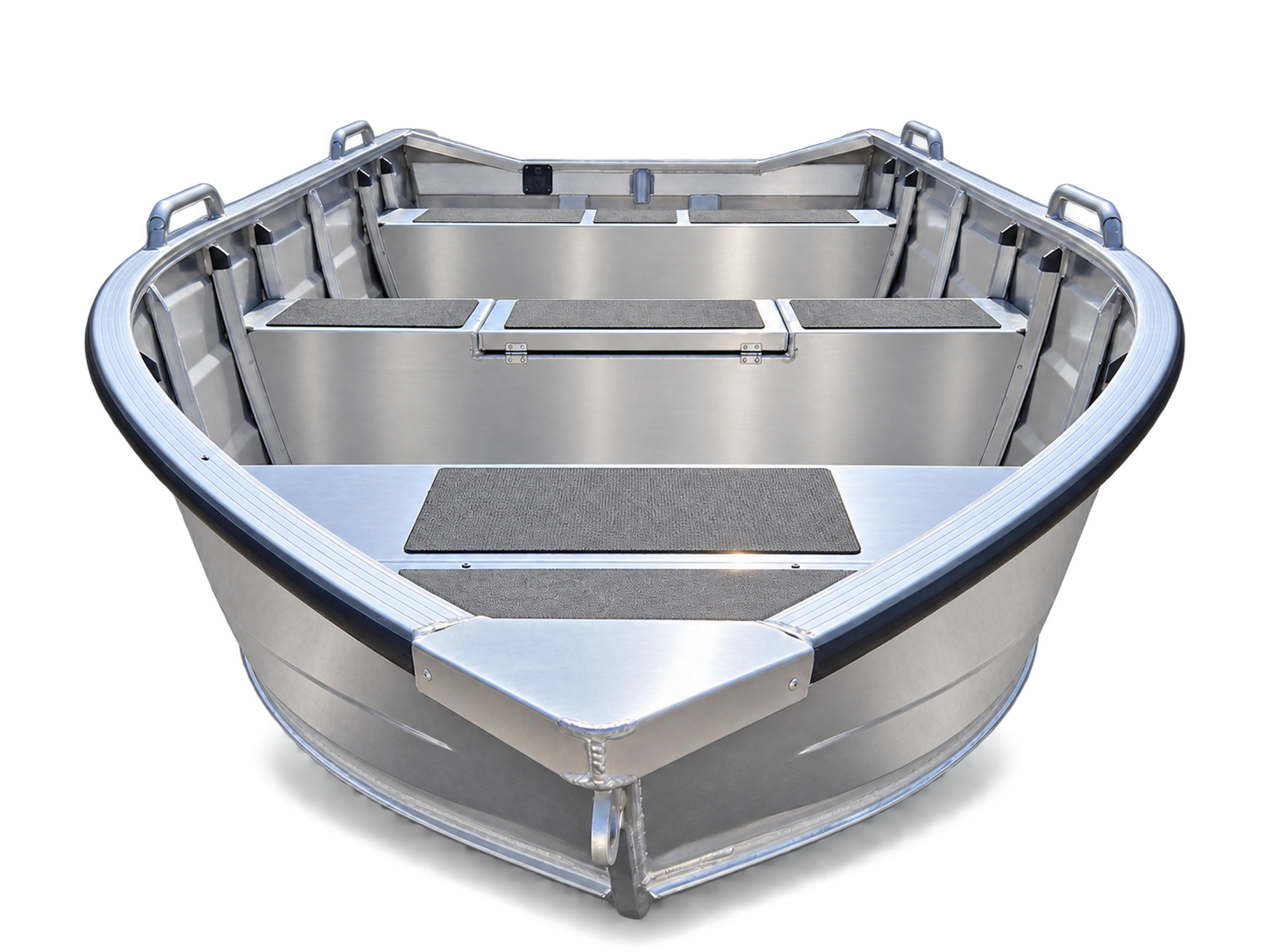 Alphaboat C445 PRO – vedere frontală a provei