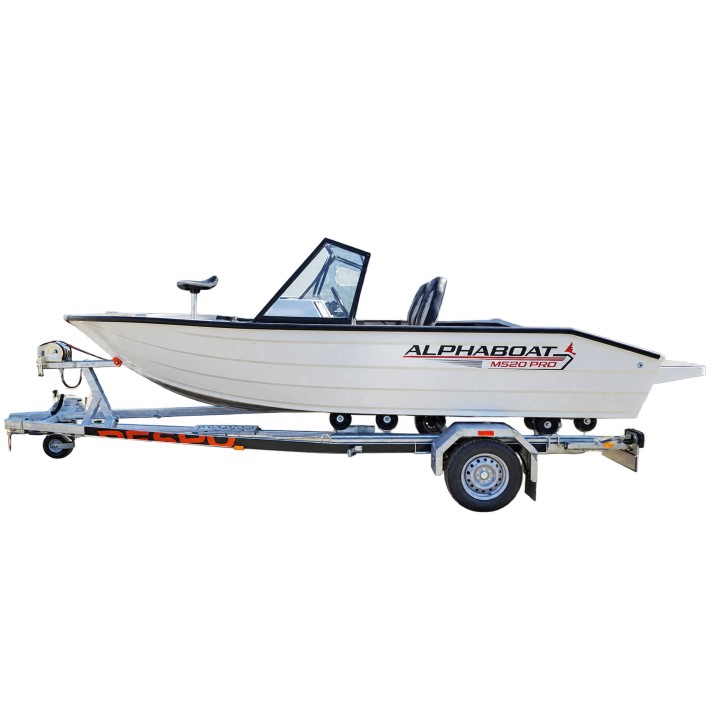 Alphaboat M520 – vedere de ansamblu